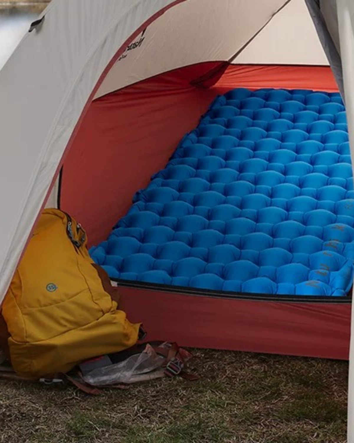 Đệm hơi siêu nhẹ Naturehike (kèm túi bơm)